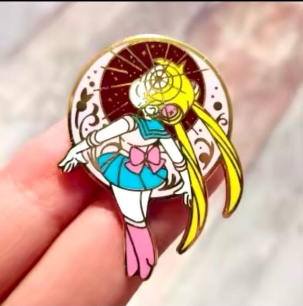Sailor Moon Enamel Pin - Gold and Pink